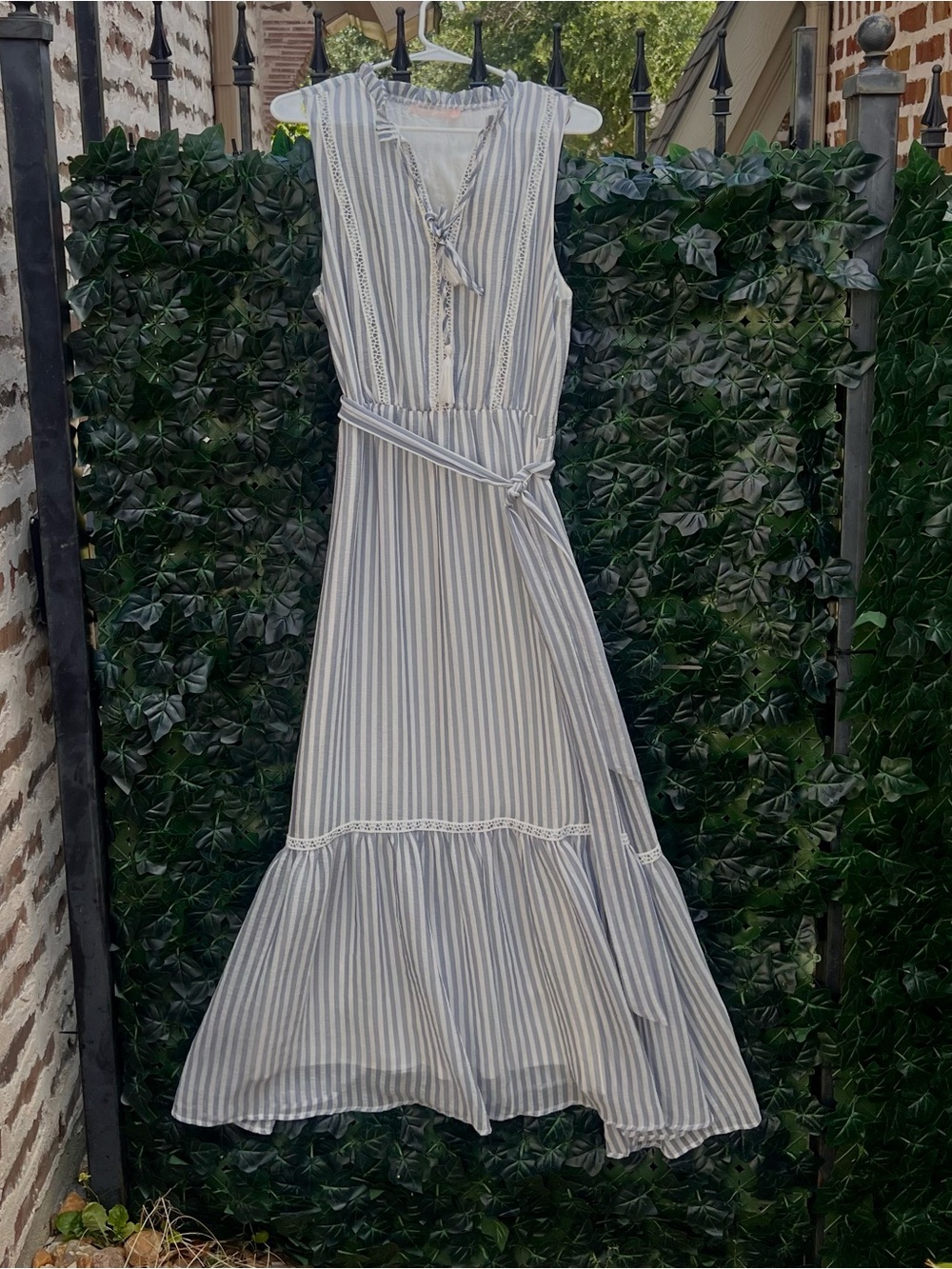 Blue & white  Striped Sleeveless lined Maxi Dress with Tassel Tie.  Size L